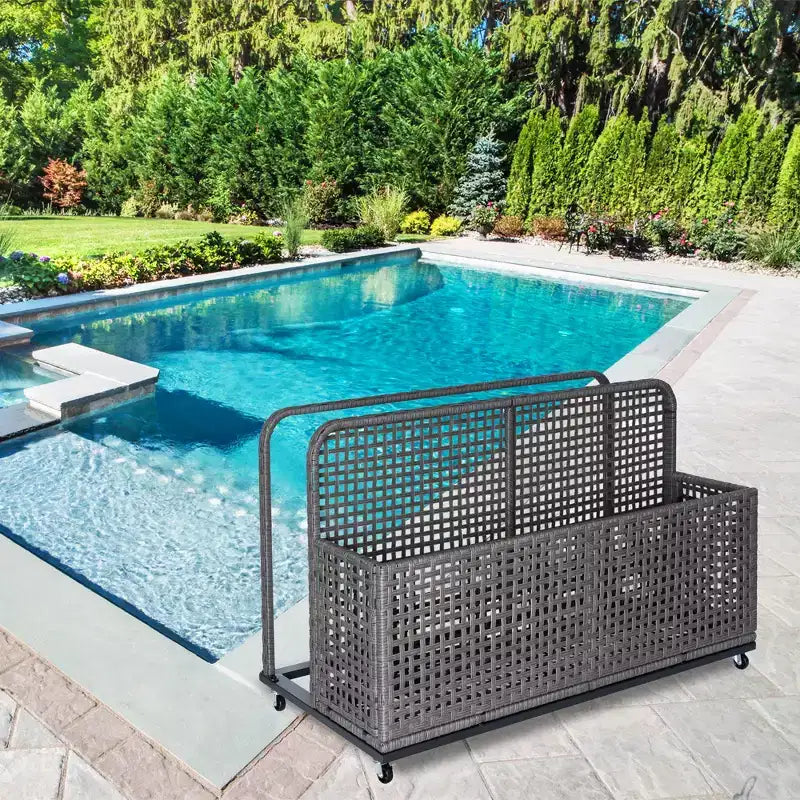 Bac de rangement de piscine d'extérieur en rotin PE tressé à la main, avec roues pivotantes et étagères latérales pliantes, gris
