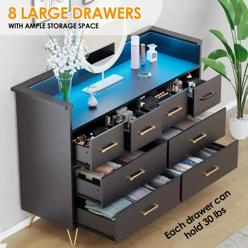 Commode 8 tiroirs avec prise de courant, lumières LED et poignées dorées, commode moderne en bois, blanche