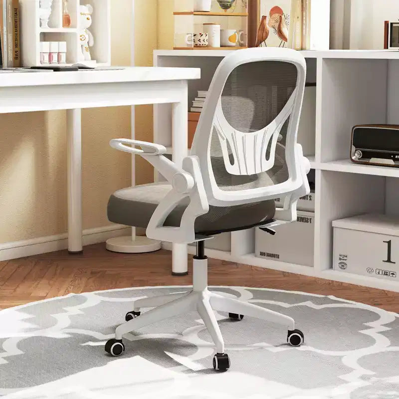 Fauteuil de bureau ergonomique en maille avec support lombaire, accoudoirs relevables et roulettes, 150 kg