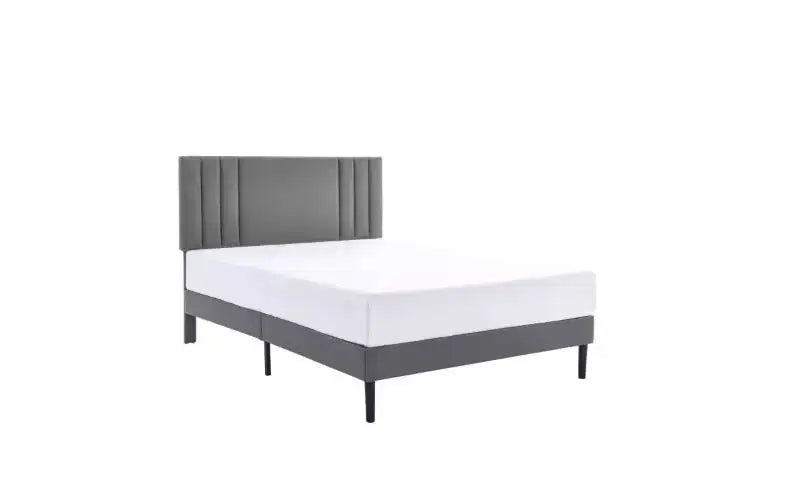 Cadre de lit plateforme King Size avec tête de lit en similicuir et lattes en bois, sans sommier à ressorts