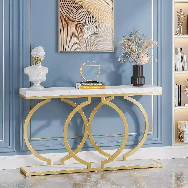 Table console dorée de 140 cm avec plateau en faux marbre et cadre métallique géométrique, capacité de 100 kg