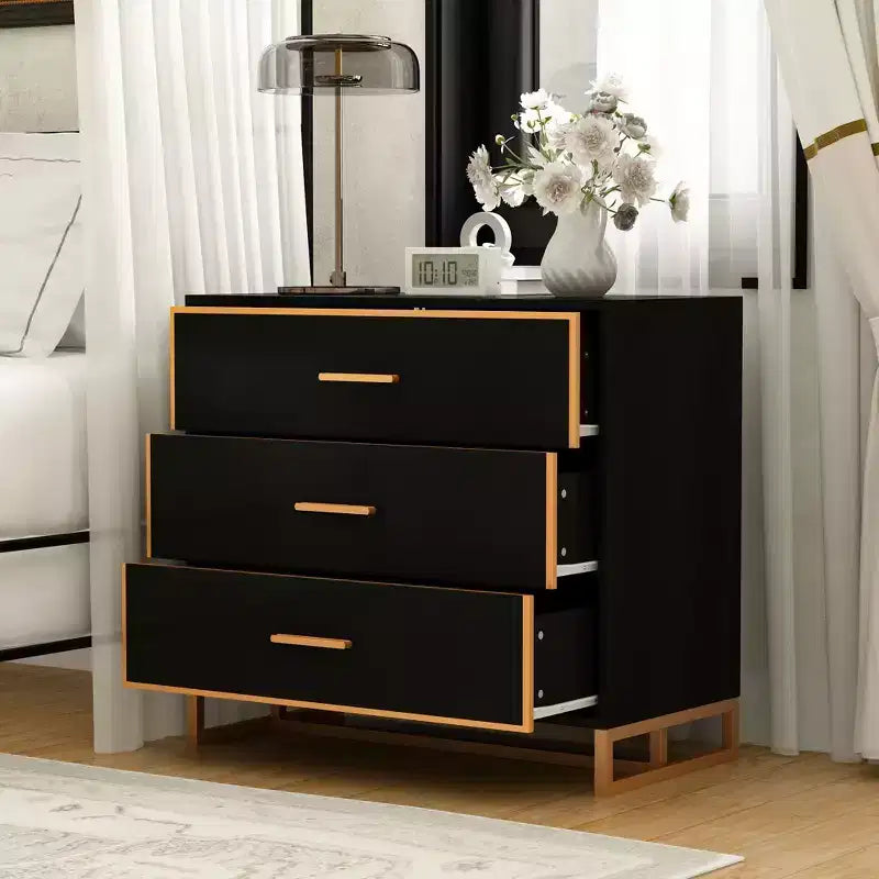 Table de chevet moderne à 3 tiroirs avec cadre métallique ouvert, finition noire et dorée, hauteur 72,9 cm