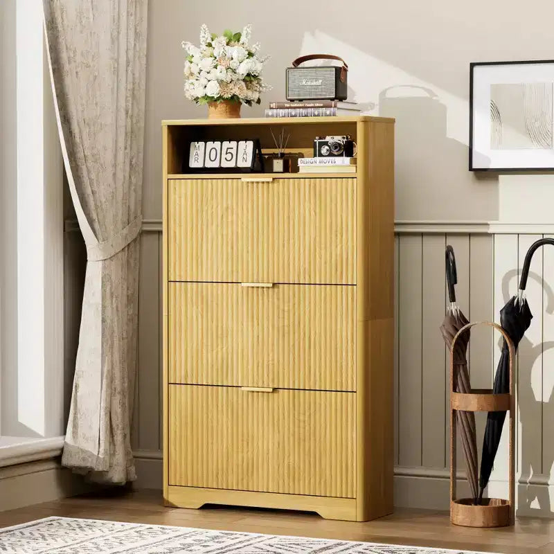 Meuble à chaussures autoportant de 137 cm de haut avec 3 tiroirs basculants et étagères réglables, Naturel, Contenance 30 paires