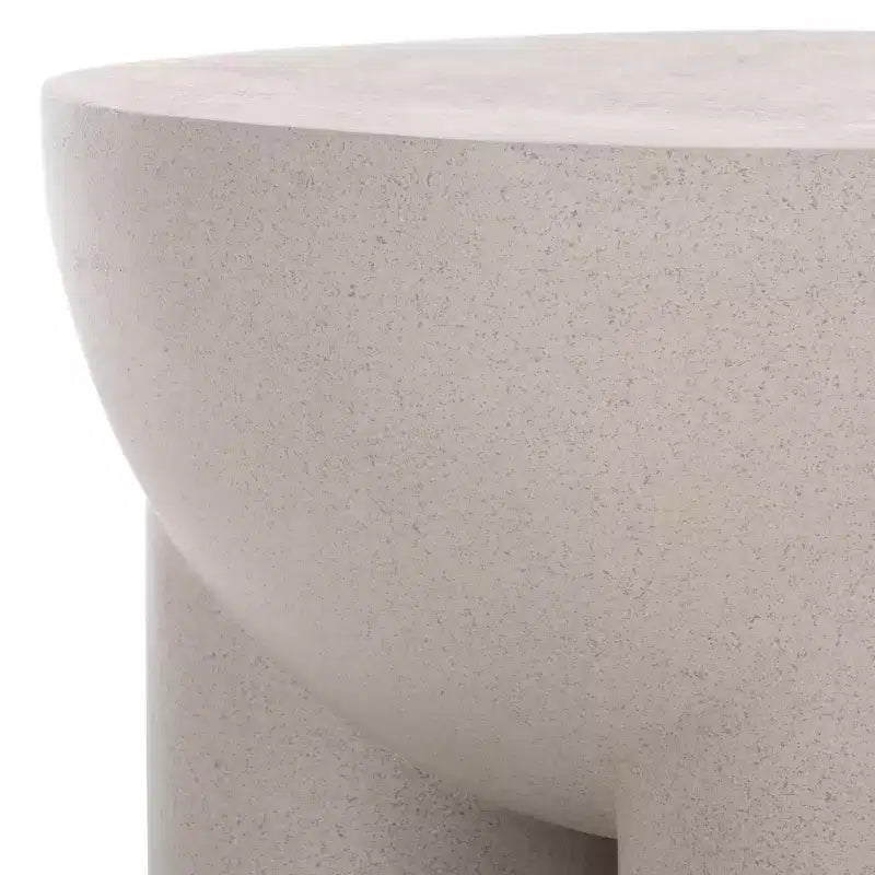 Table d'appoint ronde sculpturale en forme de tambour, finition aspect plâtre gris, 49,5 cm de hauteur
