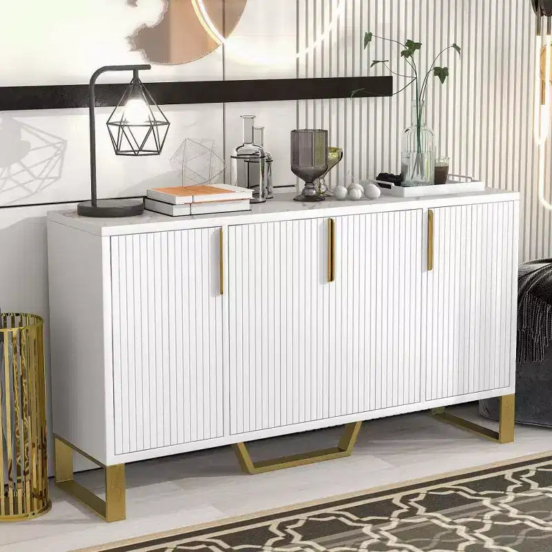 Buffet moderne de 60" avec 4 portes, pieds en métal et étagères réglables, noir et doré