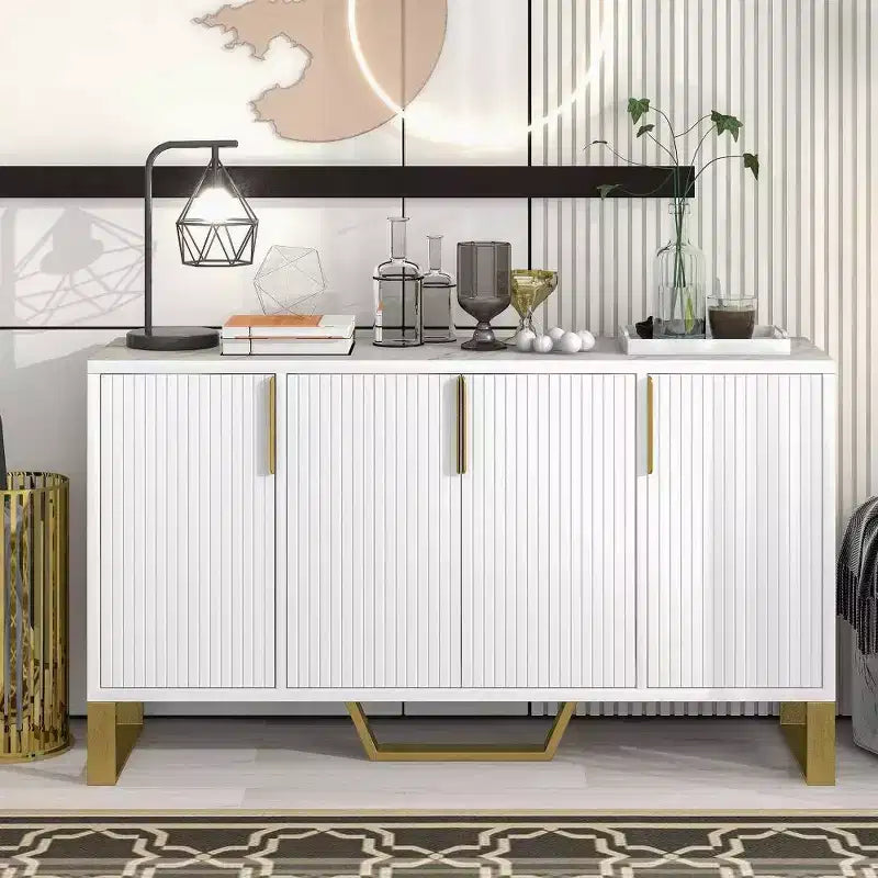 Buffet moderne de 60" avec 4 portes, pieds en métal et étagères réglables, noir et doré